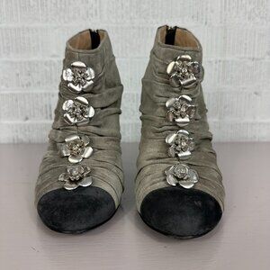 CHANEL Two Tone Suede Ruched Camellia Flower Ankle Booties Boots Grey 6.6/36.5